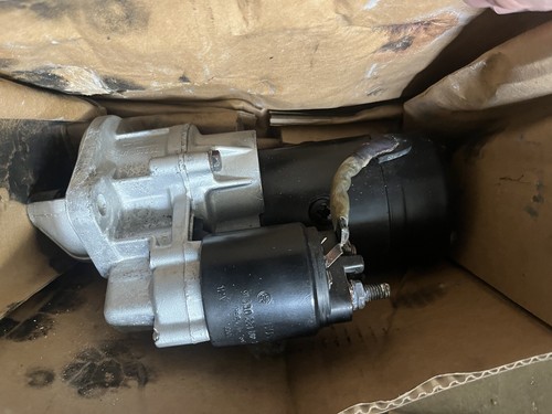 Bosch Starter 9330331008508 Nissan Terrano New Patrol - Bild 1 von 6