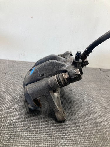Conjunto de pinza de freno trasera derecha para pasajero Lexus SC400 92-2000 FABRICANTE DE EQUIPOS ORIGINALES - Imagen 2 de 8