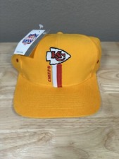 Vintage LOGO 7 Game day NFL Kansas City KC Chiefs SnapBack Baseball Hat Gold Red