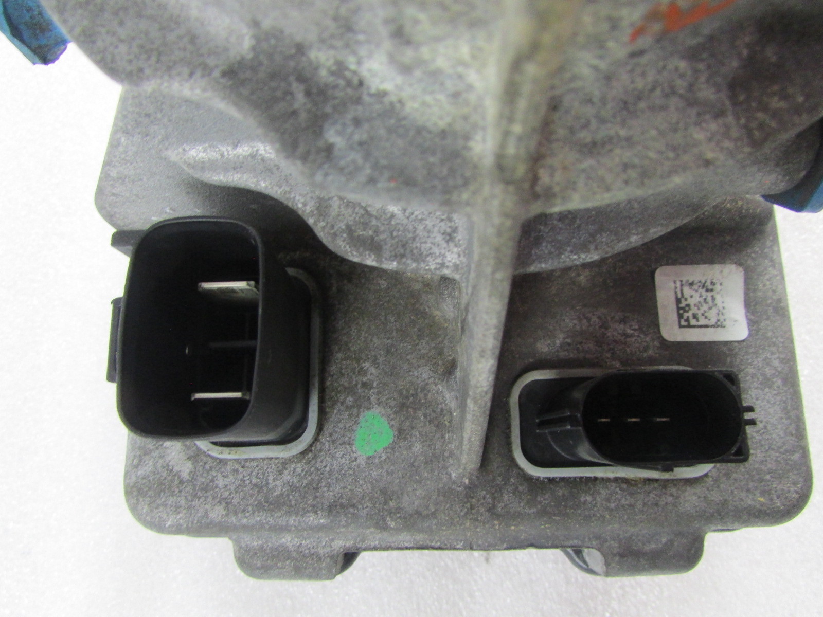 McLaren MP4-12C, Suspension Oil Pump, Used