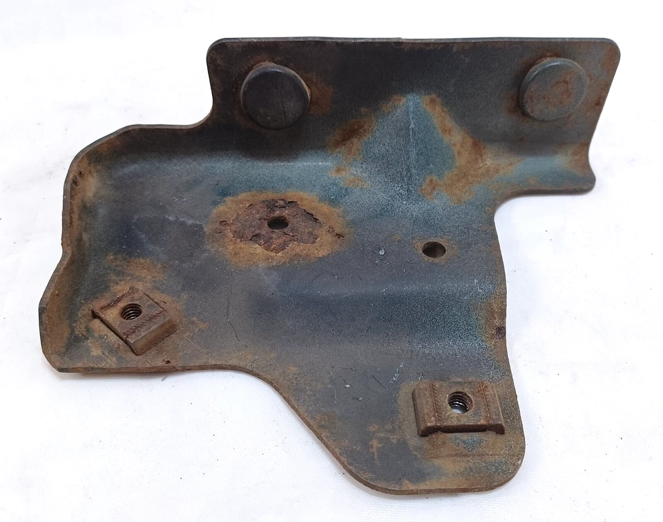 93-02 Camaro Z28 SS Firebird TA RH Faro Centro Interior Soporte #5 Foto 3 de 4