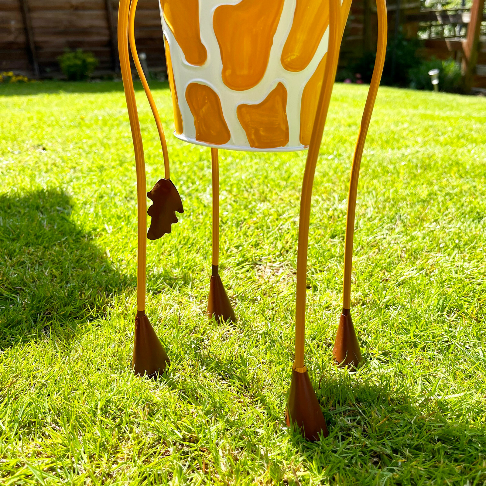 Giraffe Planter Garden Metal Animal Ornament Tall Round Plant Pot