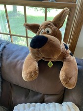 SCOOBY DOO Laying Plush Dog Hanna-Barbera Jumbo Universal Studios 31" EUC