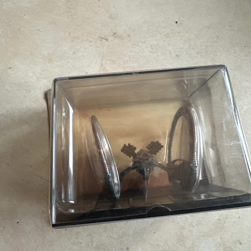 Figurine Vaisseau Star Wars Atlas 2009 Droïde Hailfire Droid Avec Fascicule - Photo 4/4