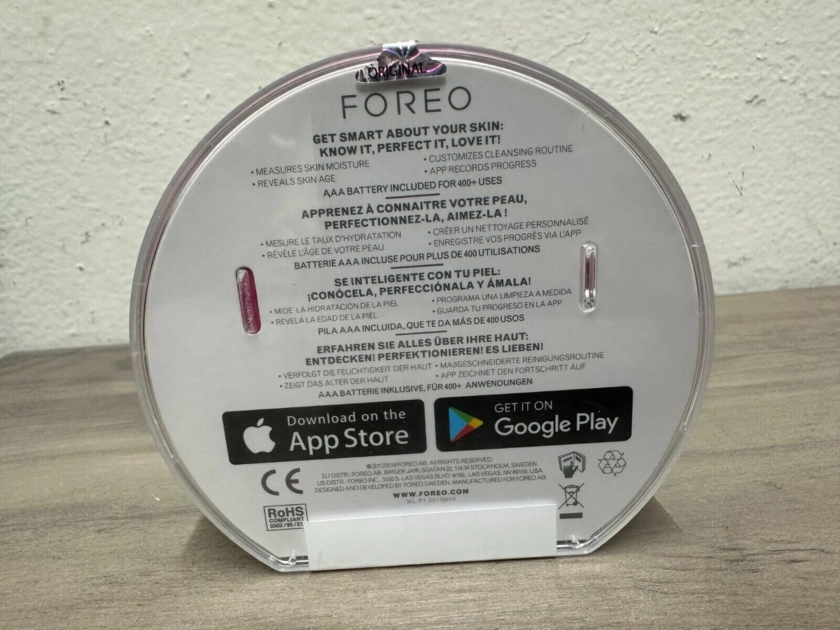 Interface du casino Vegas Plus montrant des machines à sous et le logo