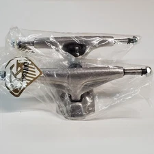 Grind King G6 Vintage 5.0 Mid Skateboard Trucks Silver Pair NOS 