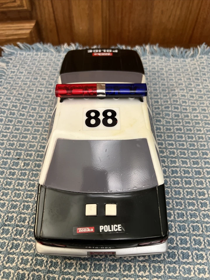 Винтажная пластиковая модель полицейского автомобиля 1993 Fun Rise рабочая - Изображение 3 из 4