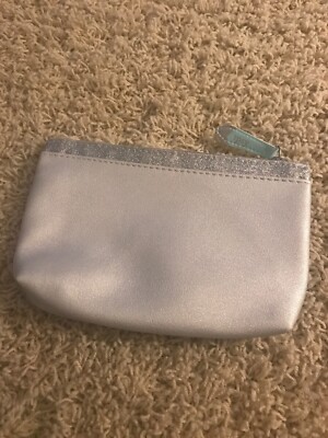 IPSY Silver Cosmetic Bag Zipper Closure Turquoise Lining Glitter Border Travel