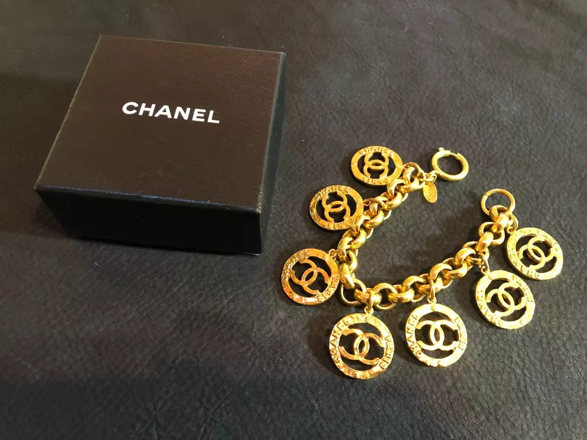 CHANEL Bracelet Bangle AUTH Coco CC Mark Vintage Rare Gold Medal Logo F/S  ch87