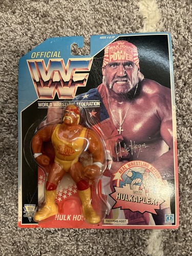 WWE WWF Hasbro MOC mint on Card Hulk Hogan series ...