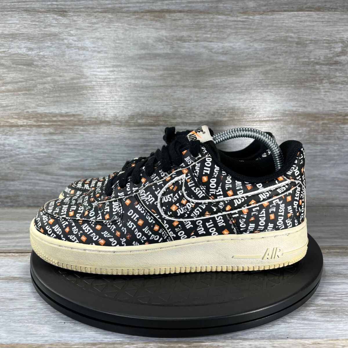 Nike Mens Air Force 1 Low '07 LV8 Just Do It Pack Black JDI Nike Mens Air Force 1 Low '07 LV8 Just Do It Pack Black JDI