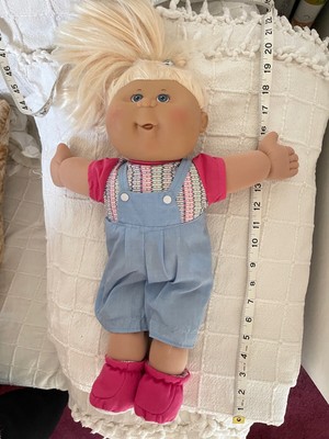 ATEMBERAUBENDE 17'' KOHLFLICKEN PUPPE BLONDE HAARE BLAUE AUGEN TOP ZUSTAND