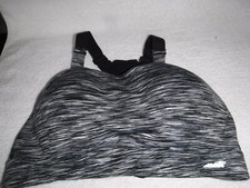 AVIA WOMENS RACER BACK SPORTS BRA ADJUSTABLE BACK STRAPS 36C Black and White