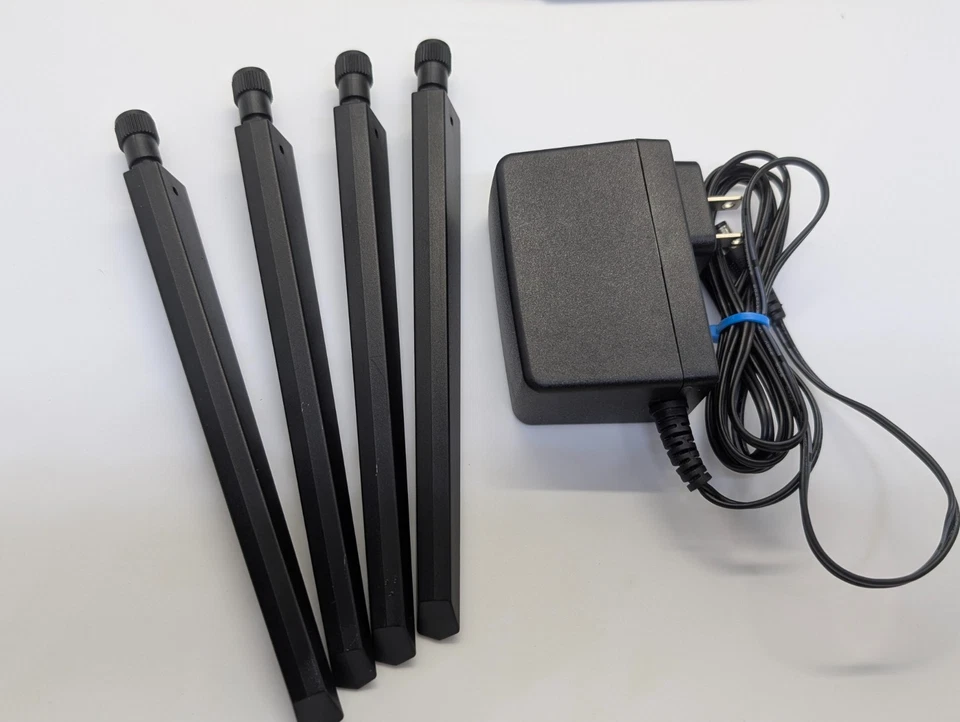 Netgear Nighthawk AX5400 WiFi 6 Router RAX50V2 - Image 3 of 4