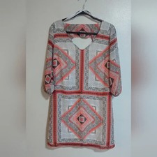 NWT Bisou Bisou White Coral V Neck 3/4 Sleeve Shift Dress Size 8