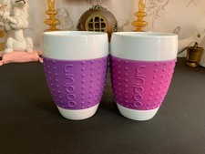 2 x Bodum Pavina weiß Keramik 400 ml Kaffeetassen / Becher mit Silikongriffen