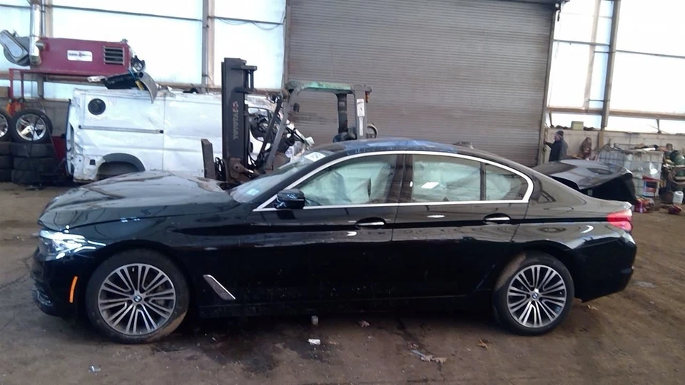 Pinza de conductor trasera sin freno deportivo compatible con BMW 540i 6369107 17-19 Foto 3 de 4