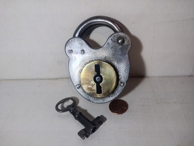 Big Antique Iron Padlock w Key Works 1850-1880
