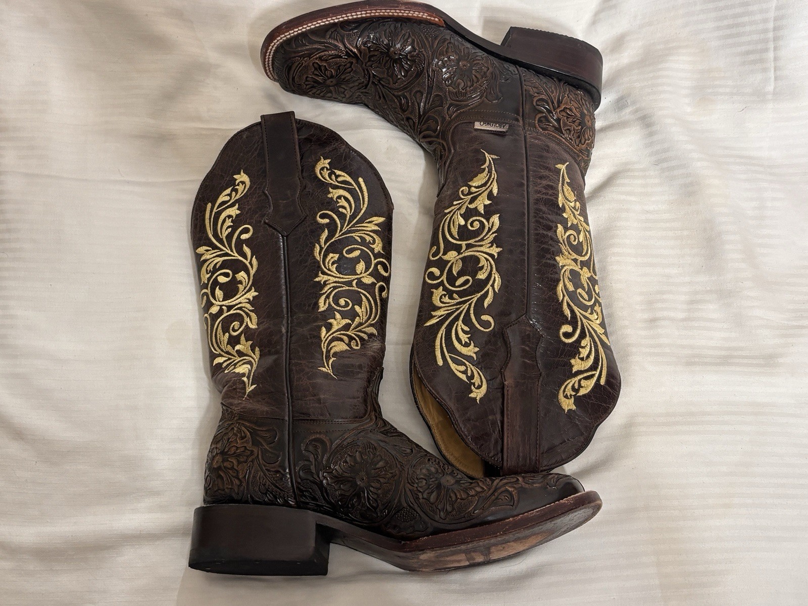 Abolengo Men’s Embroidered Boots - image 6