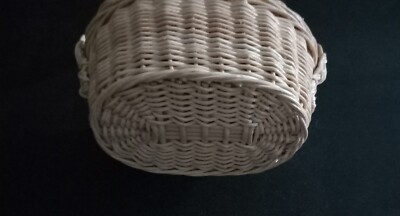 ANCIEN PETIT PANIER EN OSIER DE POUPEE DINETTE ENFANT