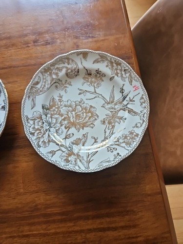 222 Fifth ADELAIDE GOLD Scalloped 8.5" salad plates LOT OF 2 - Picture 2 of 4