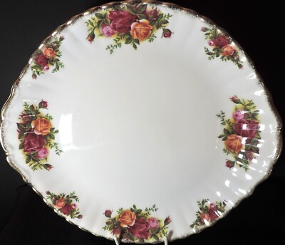 1962 Royal Albert Old Country Roses Handled Cake Plate Platter 10 1/4''