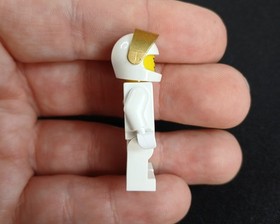 Lego Shuttle Expedition Astronaut Minifigures Lot of 2 sp123 & sp124 from 10231