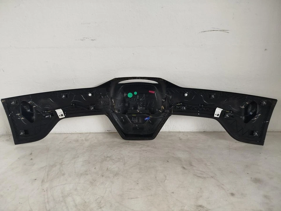 NIO ET7 Elektro Dachverkleidung vorn vom LIDAR Radarsystem und autonom Kameras - Bild 2 von 4