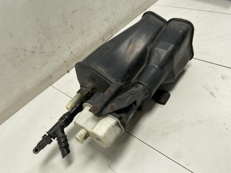 BMW 328I XDRIVE 2011 bote de vapor de combustible OEM+ Foto 3 de 4