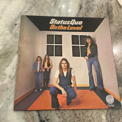 STATUS QUO LP ON THE LEVEL 1975 OG UK PRESS VERTIGO 9102002. VG+/EX gatefold
