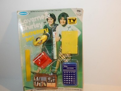 VINTAGE LAVERNE & SHIRLEY DOLL TV SHOW SECRETARY SET TOY MOC 1977 RARE HARMONY