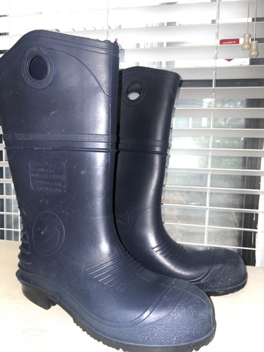 Pre-Owned Dunlop Protective Footwear Safety Work Boots – Durable & Waterproof