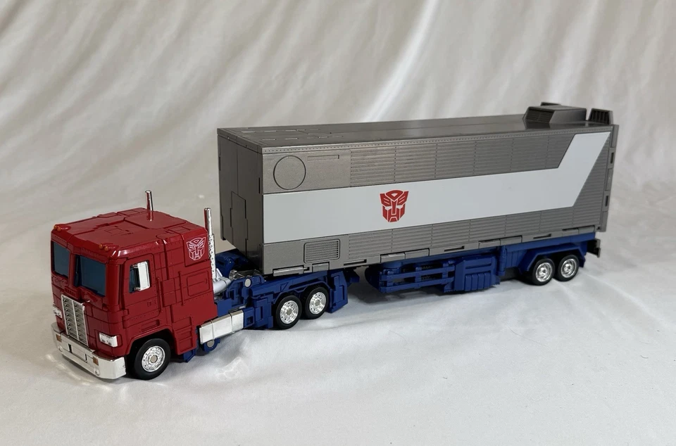 TAKARA TOMY Transformers Obra Maestra MP-44 Optimus Prime Convoy Ver.3.0 Foto 2 de 4
