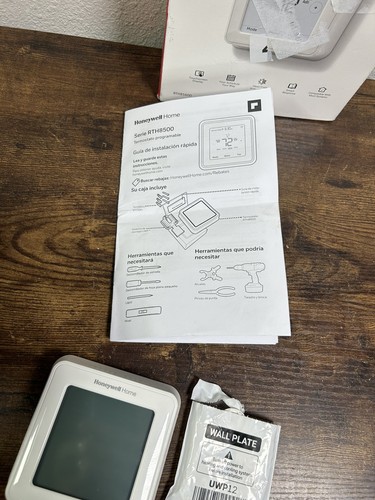 Honeywell T5 Touchscreen 7-Day Programmable Thermostat RTH8560D -R18 - Picture 7 of 11