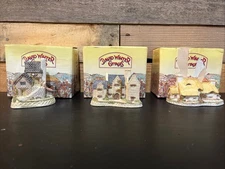 VTG Lot 3/ Hand Painted Ron Gordon Designs Cottages