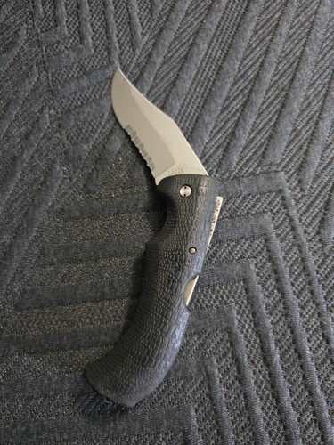 Gerber 650 Single blade Folding Pocket Knife Black Rubber Handle Lockback