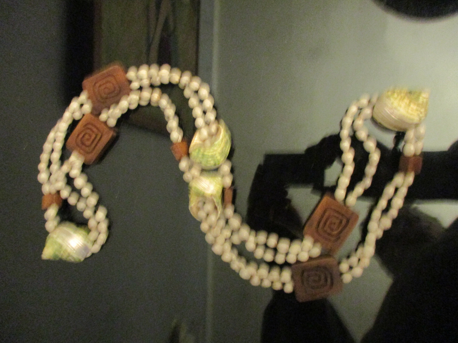 Vintage Mod Retro Statement Large Seashell Wood S… - image 6