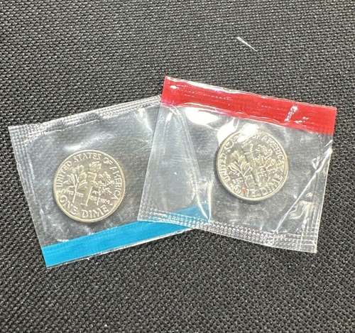 1972 P & D Roosevelt Dime TWO Coins from US Mint Uncirculated Set BU Cello - Picture 2 of 2