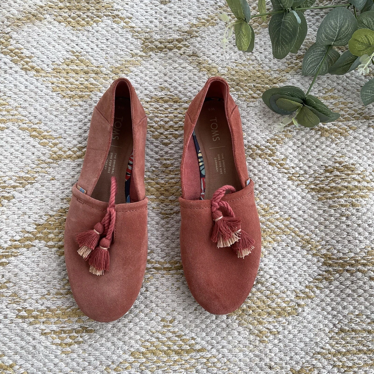 Toms Kelli Womens Flats Womens Size 6 Tassels orange suede Slip On Shoes