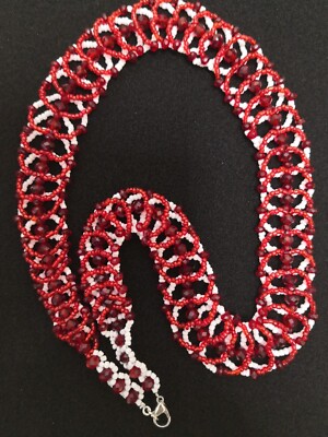 Collier Glasperlen zweifarbig Rot/Weiß Handarbeit eigenartig