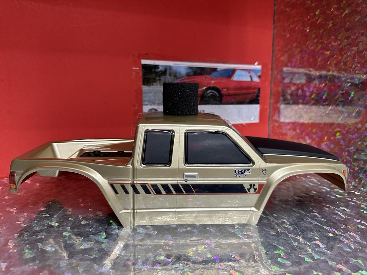 SCX10 60ボディ 1/10 SCX10 III Pro-Line 1982 Chevy K10 4X4 Rock Crawler Brushed ホビーラジコン