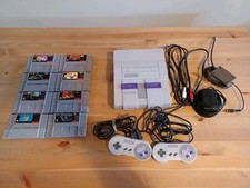 Super Nintendo SNES Bundle - 8 Games/Console/Controller/Power Bank/Cables WORKS