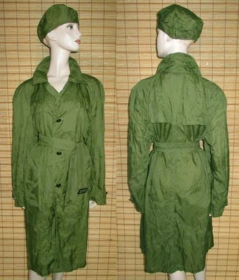 GRÜNER REGENMANTEL - RAINCOAT - TRENCHCOAT - NYLON - VINTAGE - OMEX - GR. L - XL - Bild 1 von 3