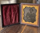 Antique Cased Image Daguerreotype Portrait Seated Woman Union Mat Velvet