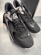 Nike Kyrie 4 Black for Sale | Authenticity Guaranteed | eBay