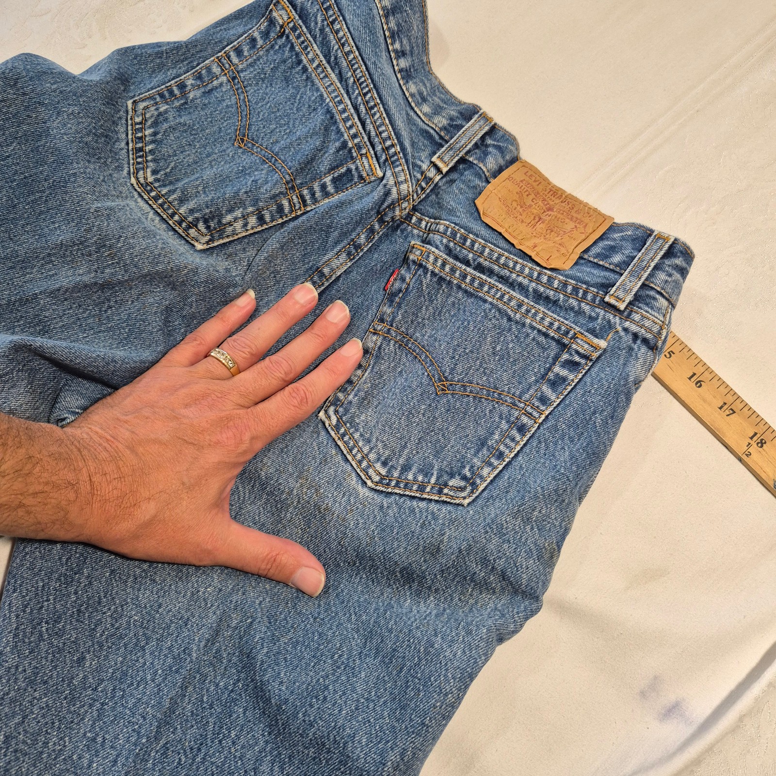 VTG LEVIS 501 JEANS BUTTON FLY SIZE 11 BLUE 28x28 MADE IN USA thumbnail 16