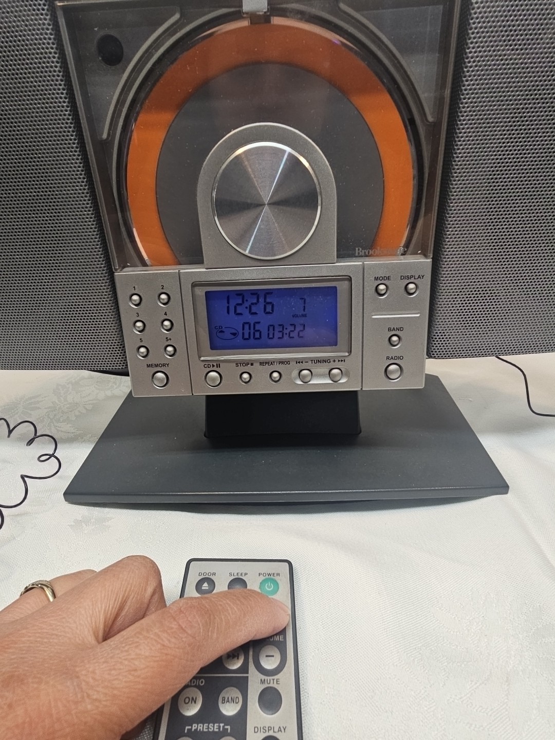 Brookstone Spring Cd Rack VTG Brookstone CD system PLL radio multi-clock, model BR-200 model W ...