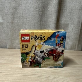 LEGO Pirates!! SEALED!!  Sets 6239, 6240, 6242, 6243 BNIB