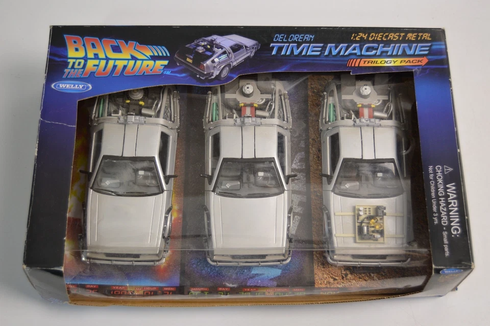 Back to the Future Trilogy Pack DELOREAN Time Machine 1/24 Scale Welly Diecast - Image 2 of 4