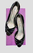 Easy Street Black Patent Pumps Size 8M NIB White Piping